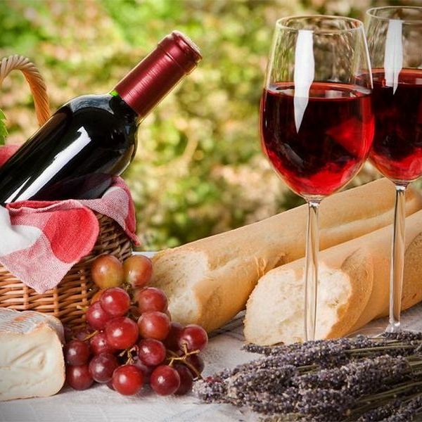 Экскурсии в винные погреба,